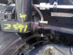 bomba de vacio conectada al tubo.jpg