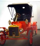 ford_model_t_red.jpg ford_model_t_red.jpg