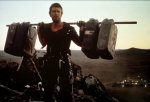 mad-max-2-1981-06-g.jpg