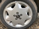 Llantas volvo 960.jpg Llantas volvo 960.jpg