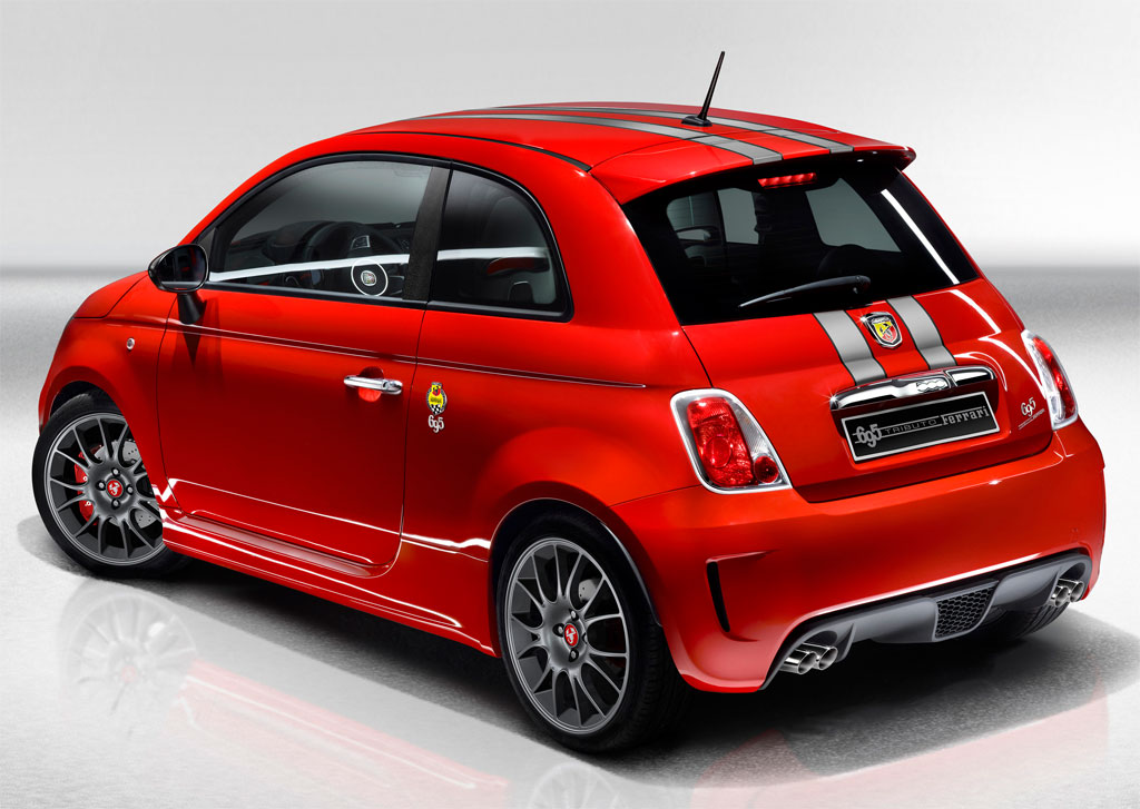 Fiat-500-Abarth-695-Tributo-Ferrari-2.jpg