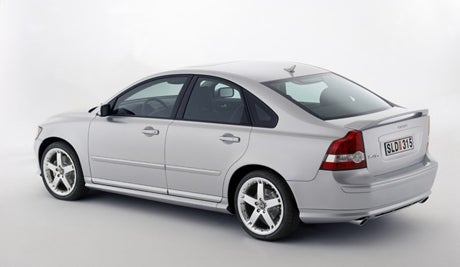 volvo-s40-2006-20051212000327451.jpg