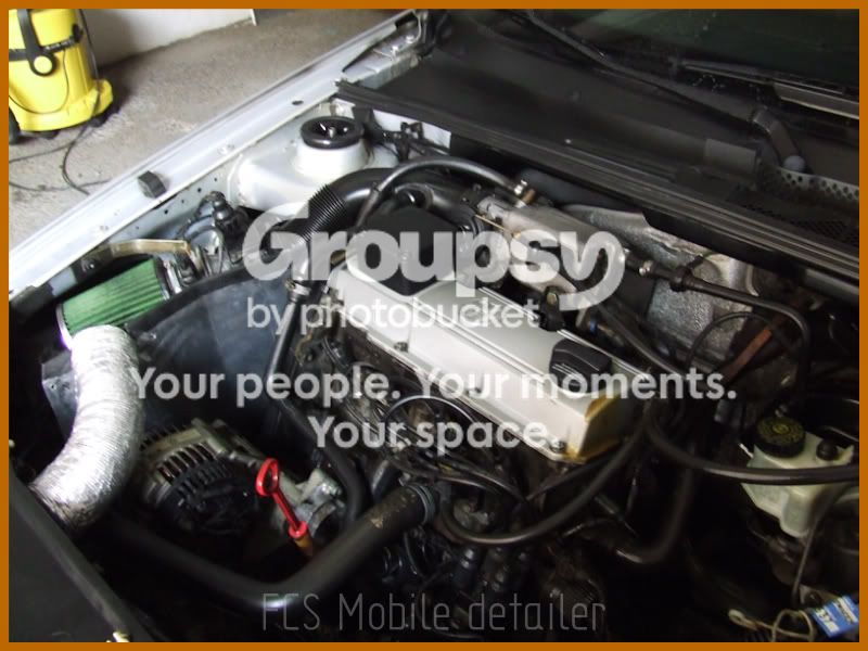 VWGolfmk3-DetalladoMotor-8.jpg