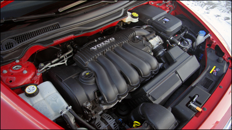 2008-volvo-c30-05.jpg