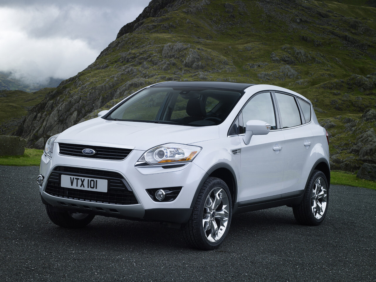 fordkuga_prehi005.jpg
